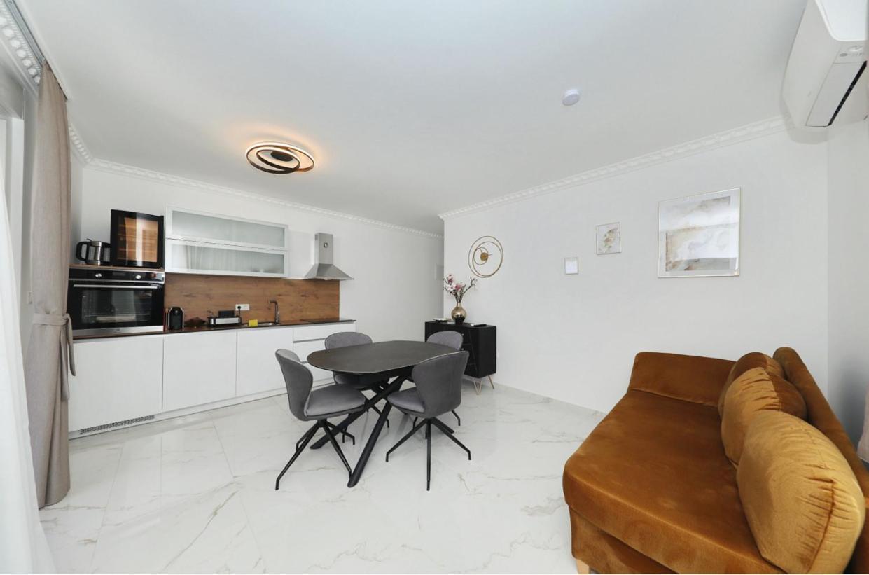 Villa Tin Apartments Tribanj-Kruscica Eksteriør billede